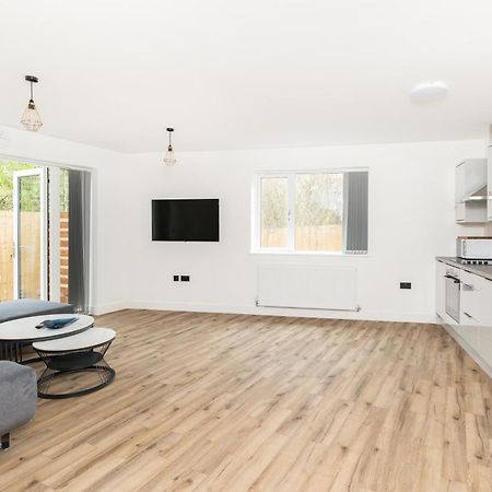 The Suites Inn Hotel Birmingham Merry Hill Брайърли Хил Екстериор снимка