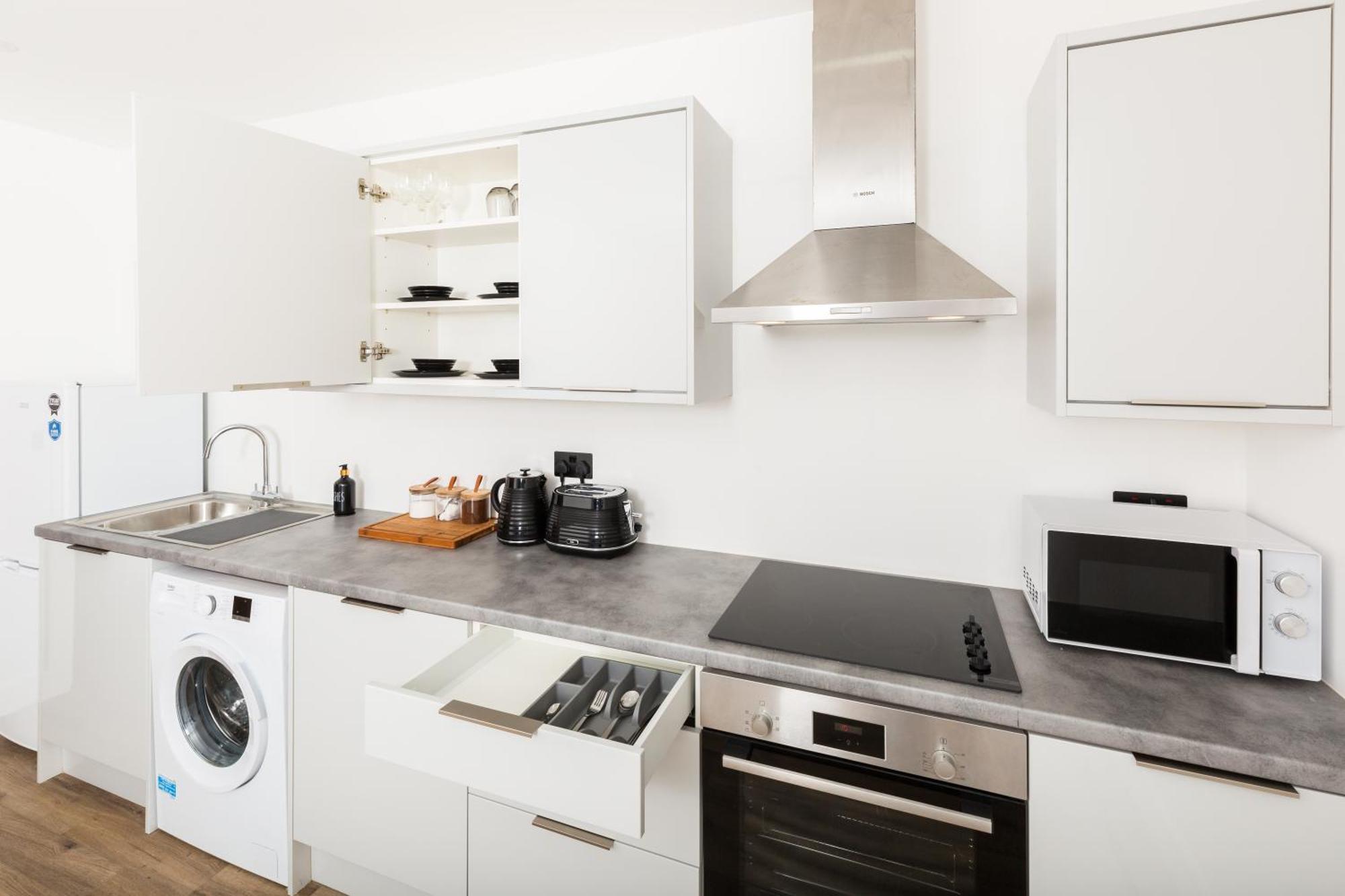 The Suites Inn Hotel Birmingham Merry Hill Брайърли Хил Екстериор снимка